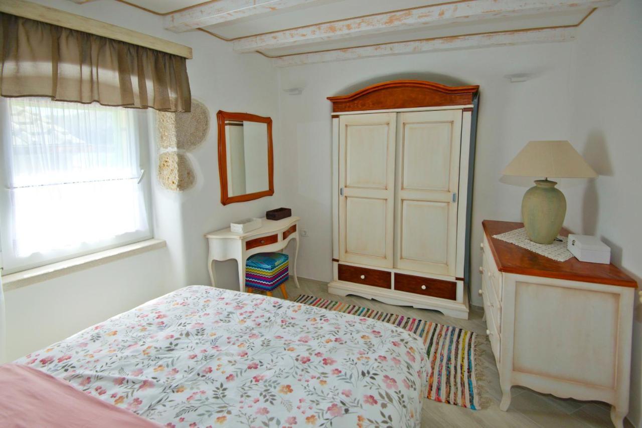 Apartment Sanjin With Sea View Baška Екстериор снимка