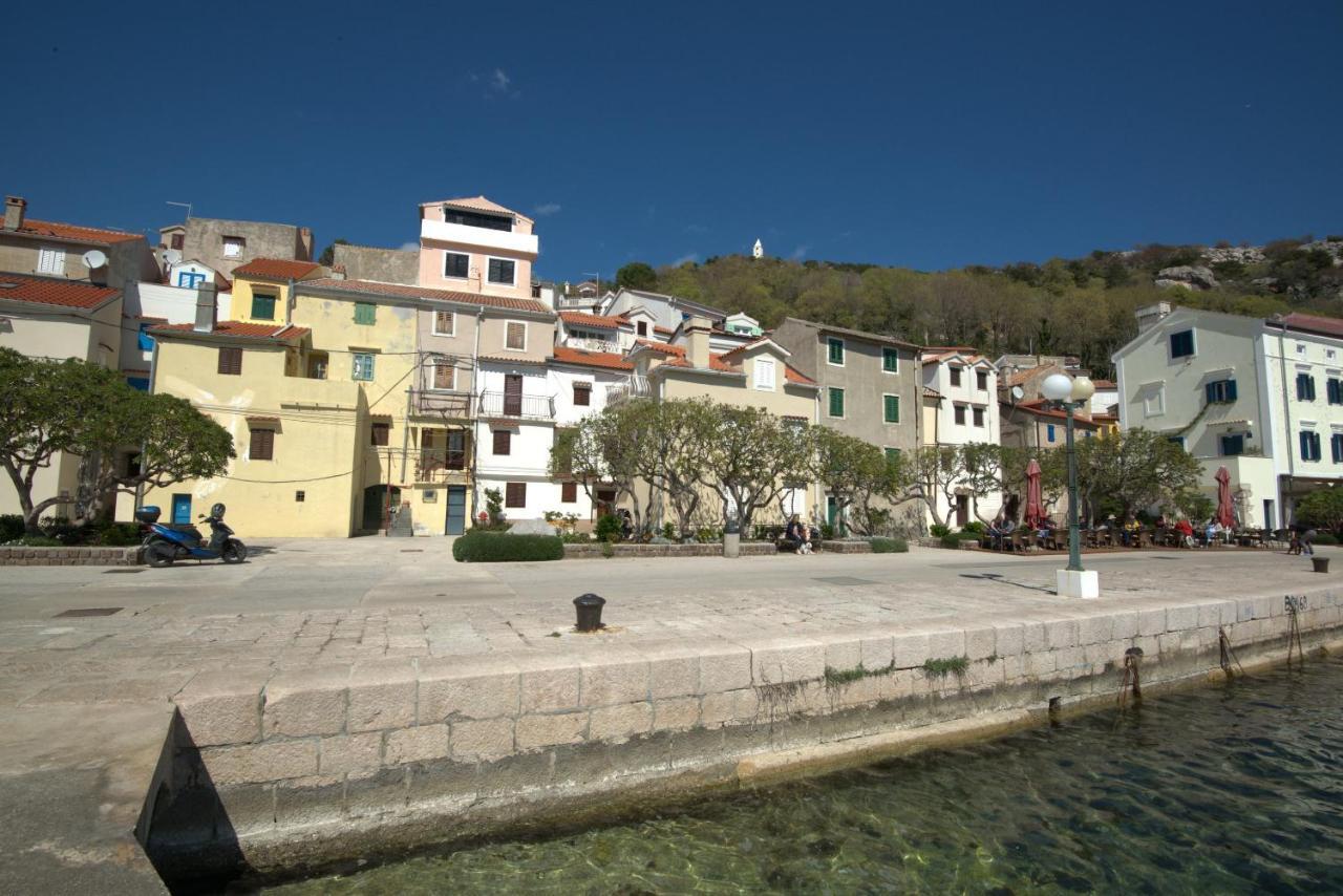 Apartment Sanjin With Sea View Baška Екстериор снимка