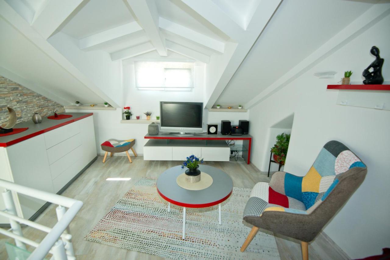 Apartment Sanjin With Sea View Baška Екстериор снимка